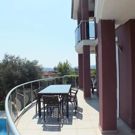 Villa Demirci *